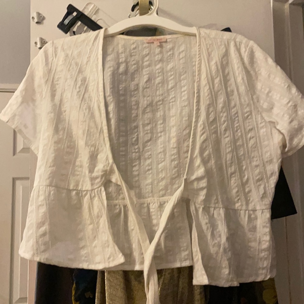 pacsun tie in the front top